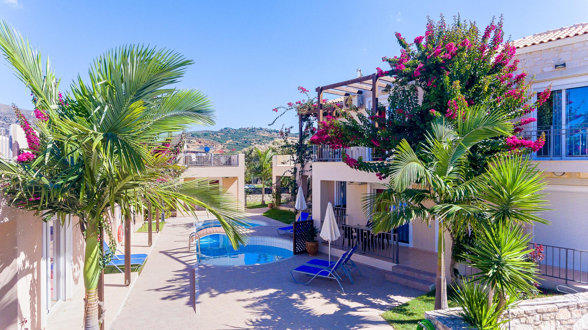 Azure Beach Kissamos Exterior photo