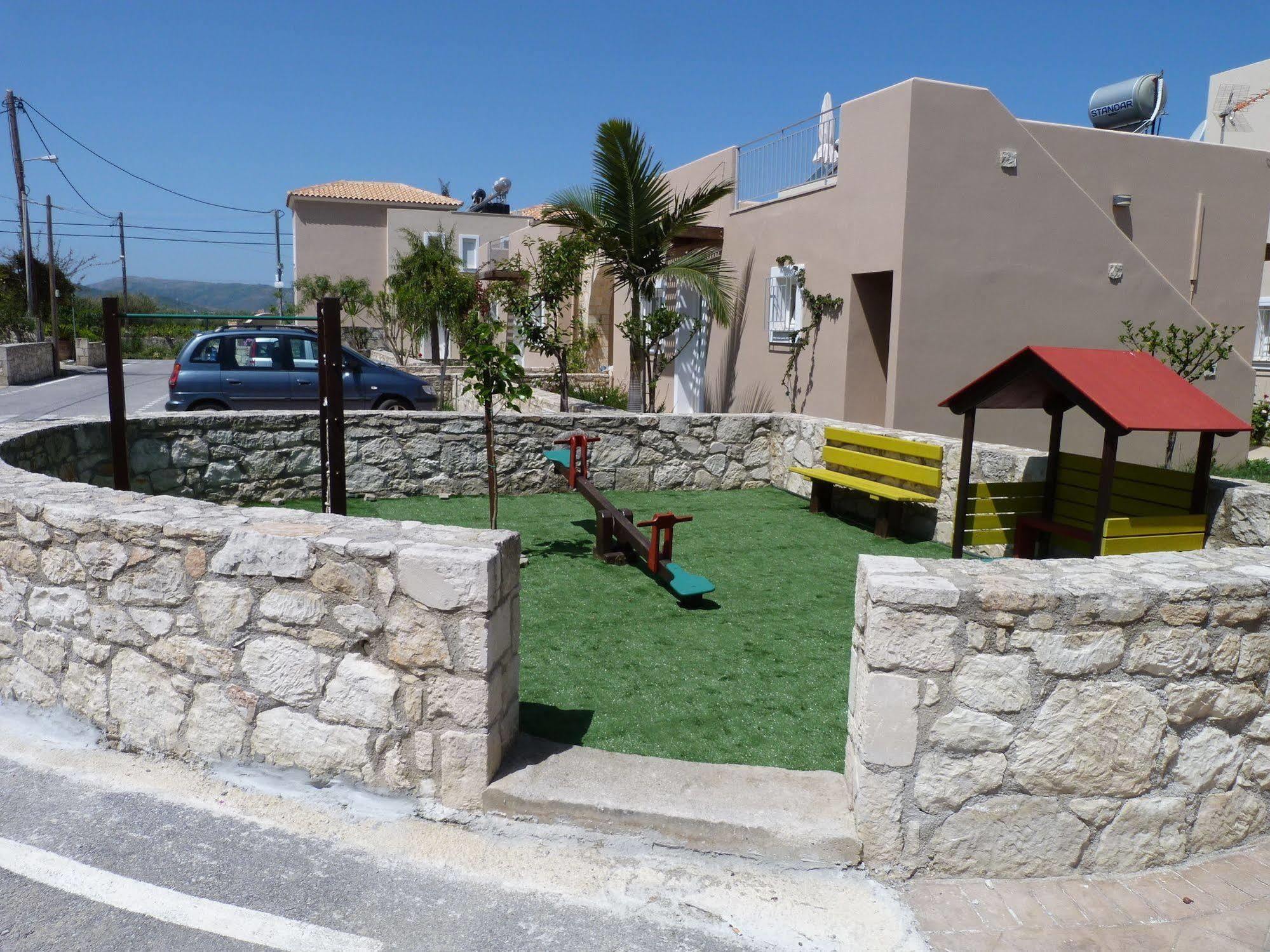 Azure Beach Kissamos Exterior photo